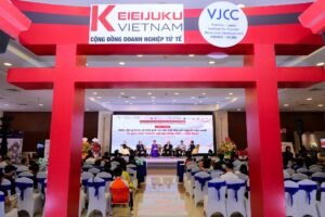 VẬN HỘI NGÀNH SẢN XUẤT VIỆT NAM DƯỚI GÓC NHÌN CHUYÊN GIA TẠI HỘI THẢO KEIEIJUKU
